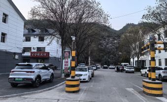 Fangshan Jinguyuan Hotel