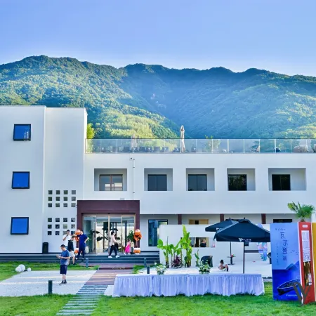 Yowei · No. 8 Hotel