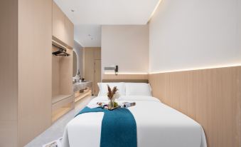 Guangzhou Lingyue Residence (Canton Tower Pazhou Exhibition Center Branch)