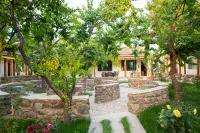 Sunny·Floral Stream | Designer Boutique Hotel (Tekes Bagua City Branch)