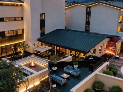 Qinghe Courtyard · Jiuzhaigou | QINGHE Hot Spring - Luxury Private Hot Spring Villa