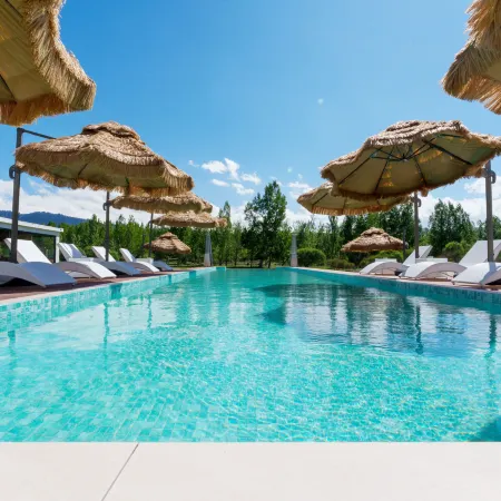 Zuwang Grassland · Wild Villa Swimming Pool Vacation Apartment (Narat Scenic Spot)