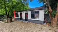 Taiji Cave Slow Valley Homestay