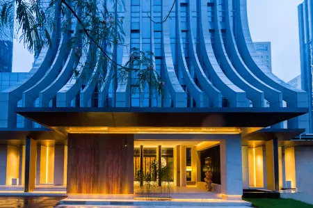 Nanjing Olympic Sports Expo Center UEASY Hotel