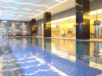 梁平戴斯大酒店 - 室内游泳池