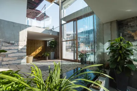 JINYUN JS INNS and lodgings Отели рядом с достопримечательностью «Zhutan Mountain»