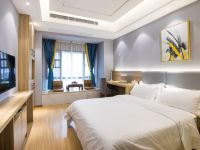 星程酒店(南昌西湖万达广场店) - 高级大床房