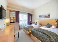 Lux Tychi Hotel Hotels in Klojen