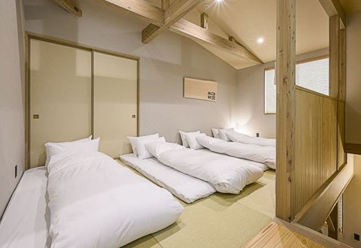 1. 호텔 우드 다카..