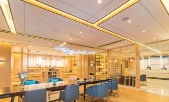 Atour Hotel Weihai Downtown