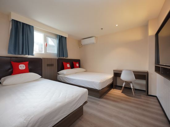 Jitai Hotel (Beijing Tongren Hospital Zhanqian Square)