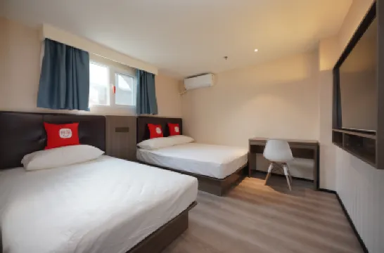 Jitai Hotel (Beijing Tongren Hospital Zhanqian Square) Hotels in Beijing Railway Station