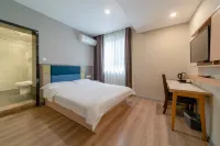 Ease Hotel(Chuhe Hanjie Subway Station Store) Hotels in Wuhan