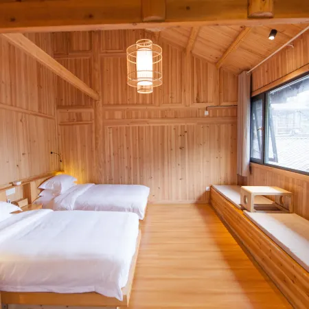 Huanggang Hecang Granary Inn
