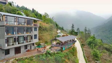 Shanglin Moye Liumao Yangshe Отели в г. Шанлинь