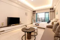Zhongshan Ruijing Hupan Apartment (Jinxiu Guoji Huacheng) Các khách sạn gần Doumengang Marina