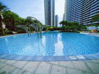 惠州花季度假公寓(华润小径湾店) - 室外游泳池