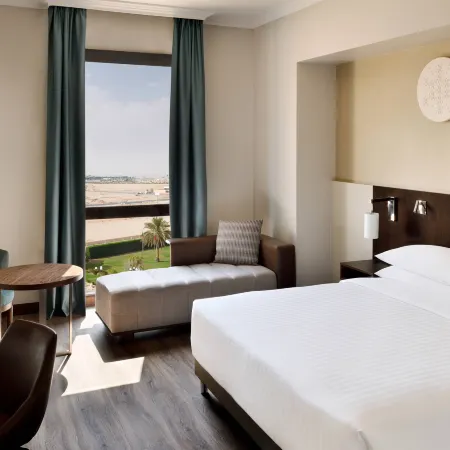 Riyadh Airport Marriott Hotel Отели рядом с Аэропорт Кинг Халид