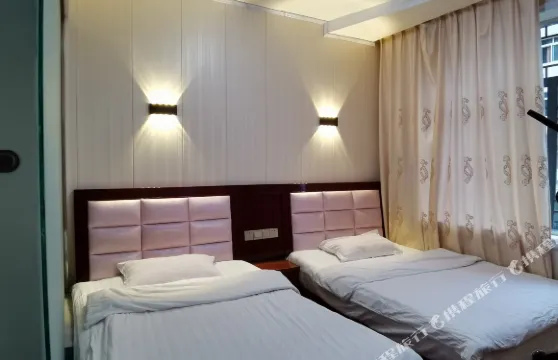 瀘定天空之城商務酒店