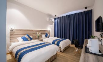 The Peace Inn - Housity