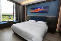 Wu Dingpo Moon Hotel