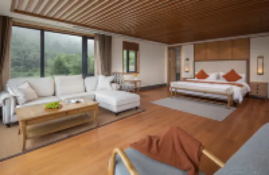 Yinchuanju Anji Canyon View Hot Spring Resort