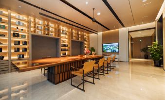 Yangzhou East High-speed Railway Station Elite Hotel