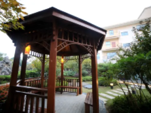 安徽建工新時代大酒店（蚌埠店） 鄰近張公山公園的酒店