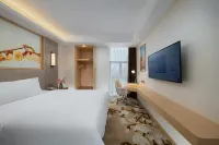 Vienna Hotel (Shantou Chaoyang Heping Branch) Отели рядом с достопримечательностью «Yong'an Pavilion»