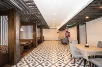 Yunyang Jiangjin Hotel - พร้อมอาหารเช้า