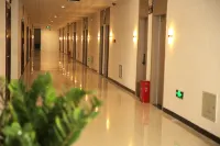 Yueke Boutique Hotel (Yuecheng RT-Mart) Hotels in Yucheng