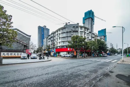 Jinshi Yaxinyuan Hotel