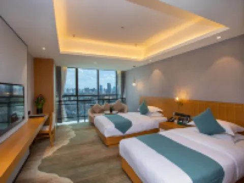 Kunming Green Lake View Hotel Hotels near The Green Lake Park