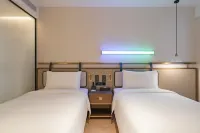 Zety Hotel (Ningbo Tianyi Square Old Bund) Hotels in Ningbo