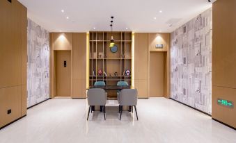 City Comfort Inn Hotel (Xiangzhou Shilong Town)