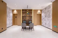 City Comfort Inn Hotel (Xiangzhou Shilong Town) Hotels in Xiangzhou