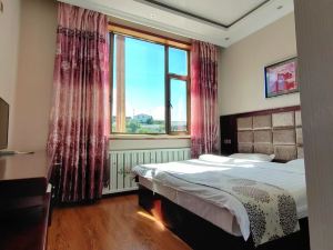 Luqu Hongshiya Holiday Hotel