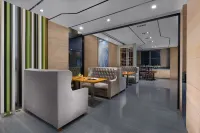 Butong Floral Hotel - 2 Yıldız