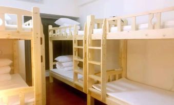 Yuanlai Youth Hostel