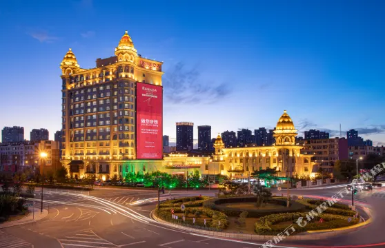 吉林紫光苑華美達酒店（萬達廣場店）