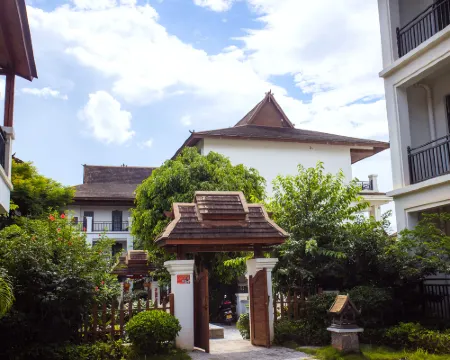 Jizhu Holiday Apartment (Menghai Mengbala Store) Hotels in Menghai