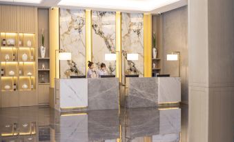 Lan Chen International Hotel (Lanxi Baolong City Plaza Branch)