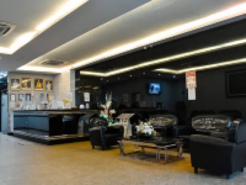 J套房酒店 瓜拉丁加奴酒店