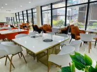 Guangdong Hotel-Near Mall of Asia, SMX & Manila World Trade Center