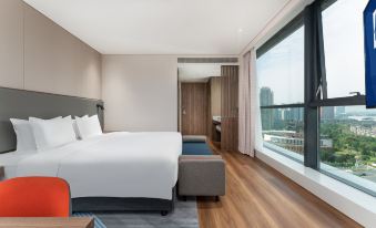 Holiday Inn Express Chengdu Pidu (Heping Street Subway Station)