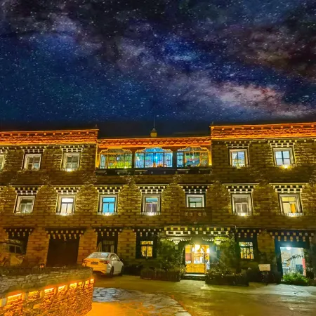 Yading Totem Boutique Inn