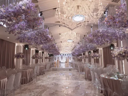 Yinshan International Hotel Отели в г. Чаннин