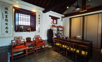 Shengyuan Boutique Homestay (Yantai Wanda Suocheng Branch)