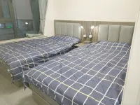 Shengshi Aurora E-sports Homestay (Laodong Road Subway Station)