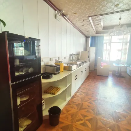Luxury Hotels in Suman